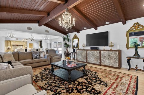1677 Hillview Cove, Palm Springs, CA 92264 photo 23