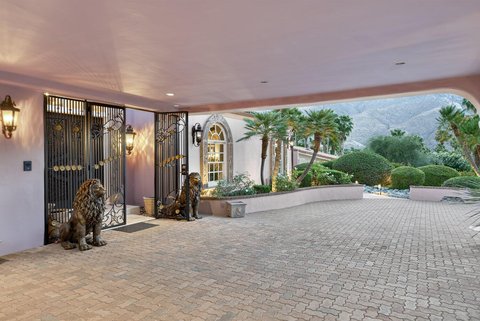 1677 Hillview Cove, Palm Springs, CA 92264 photo 8