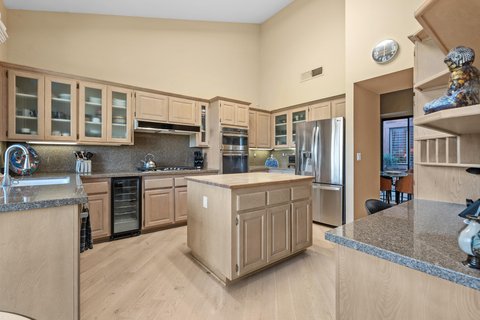 402 Running Springs Drive, Palm Desert, CA 92211 photo 12