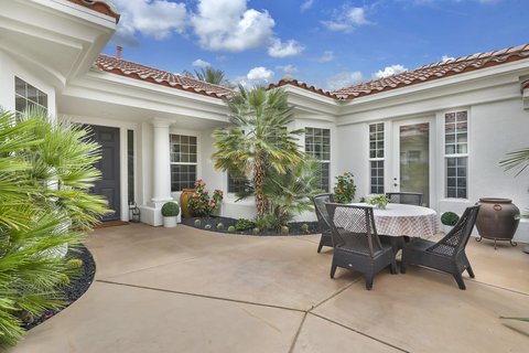51368 Marbella Court, La Quinta, CA 92253 photo 3
