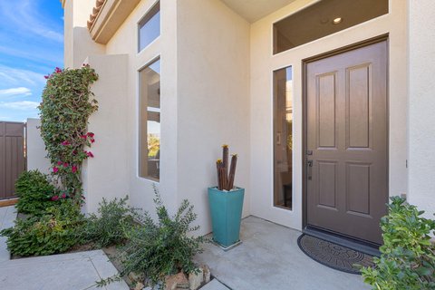 422 Desert Holly Drive, Palm Desert, CA 92211 photo 9