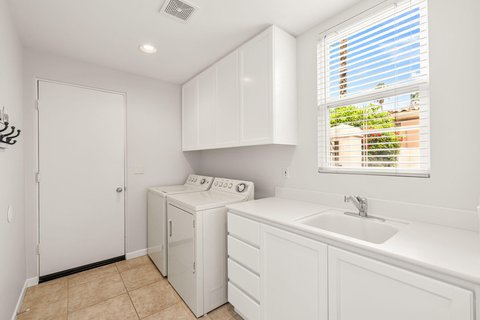 727 Arrowhead Drive, Palm Desert, CA 92211 photo 52