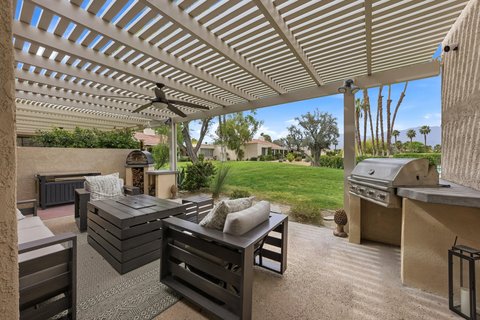 613 Desert West Drive, Rancho Mirage, CA 92270 photo 3