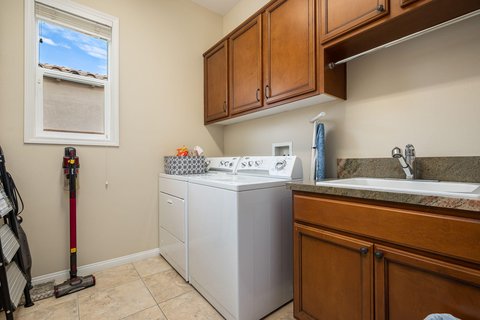 60907 Fire Barrel Drive, La Quinta, CA 92253 photo 33