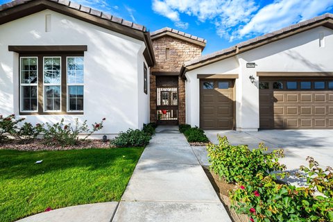 60907 Fire Barrel Drive, La Quinta, CA 92253 photo 4