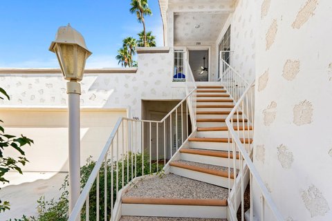 188 Torrey Pine Drive, Palm Desert, CA 92211 photo 2