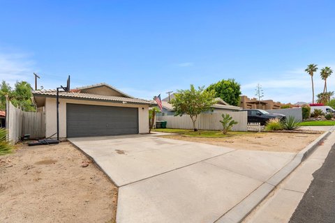 53340 Avenida Obregon, La Quinta, CA 92253 photo 2