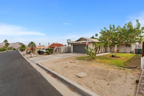 53340 Avenida Obregon, La Quinta, CA 92253 photo 5