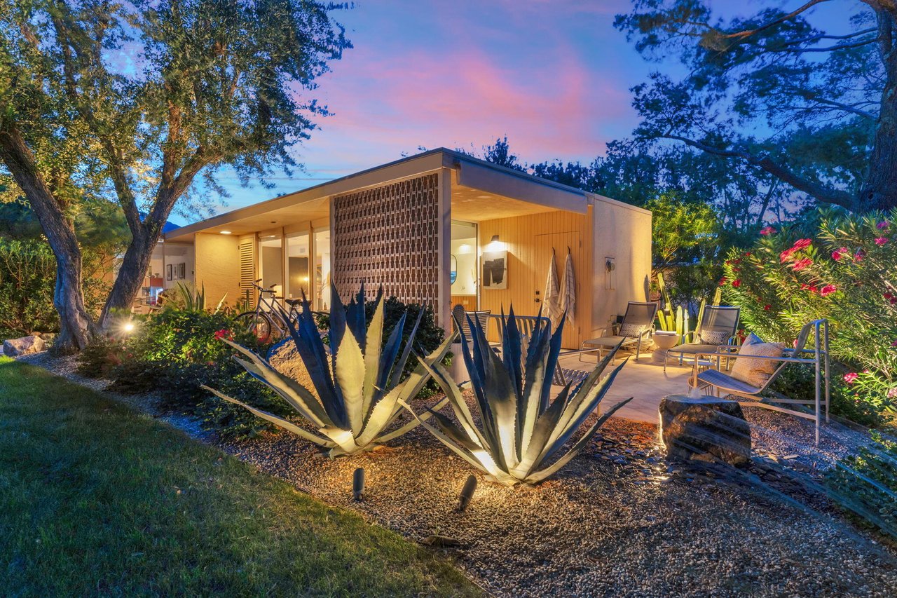 360 Cabrillo Road, 103, Palm Springs, CA 92262