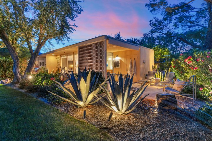360 Cabrillo Road, 103, Palm Springs, CA 92262