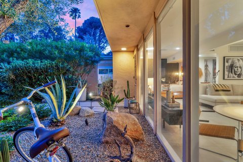 360 Cabrillo Road, 103, Palm Springs, CA 92262 photo 9