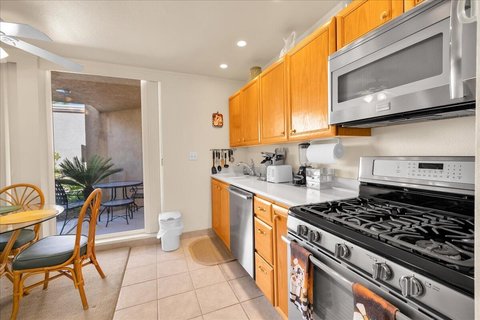 1555 N Chaparral Road, 334, Palm Springs, CA 92262 photo 12
