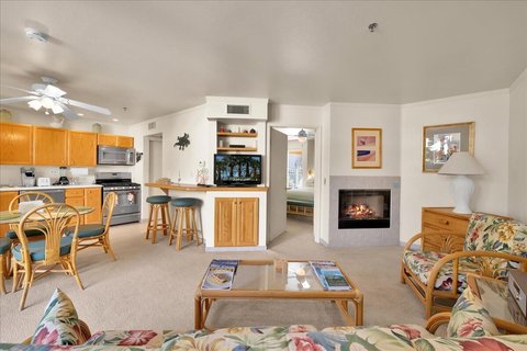 1555 N Chaparral Road, 334, Palm Springs, CA 92262 photo 7