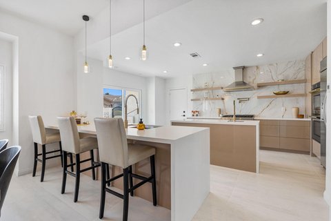 47215 Heliotrope Drive, Palm Desert, CA 92260 photo 2