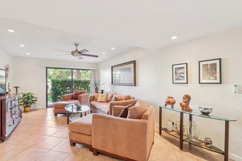 1050 E Ramon Road, 41, Palm Springs, CA 92264 photo 2