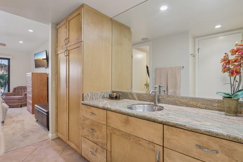 1050 E Ramon Road, 41, Palm Springs, CA 92264 photo 22