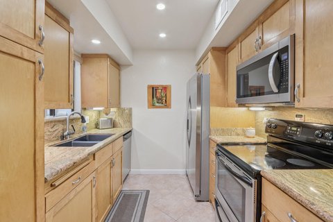 1050 E Ramon Road, 41, Palm Springs, CA 92264 photo 8