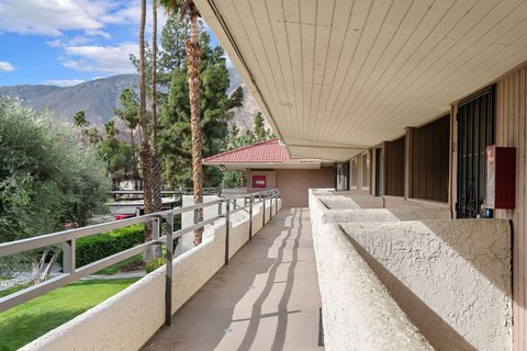 2860 N Los Felices Road, 214, Palm Springs, CA 92262 photo 18