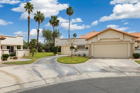 157 Falls Court, Palm Desert, CA 92211 photo 2