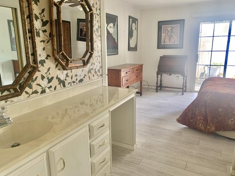 377 Club Circle Drive, Palm Springs, CA 92264 photo 10