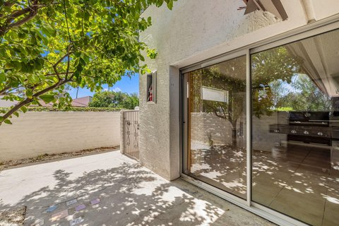 2504 N Whitewater Club Drive, C, Palm Springs, CA 92262 photo 15