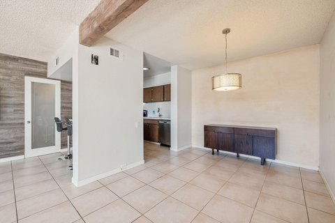 2504 N Whitewater Club Drive, C, Palm Springs, CA 92262 photo 8