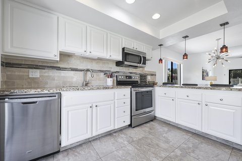 2417 Los Patos Drive, Palm Springs, CA 92264 photo 11