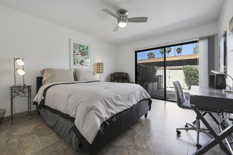 2417 Los Patos Drive, Palm Springs, CA 92264 photo 15