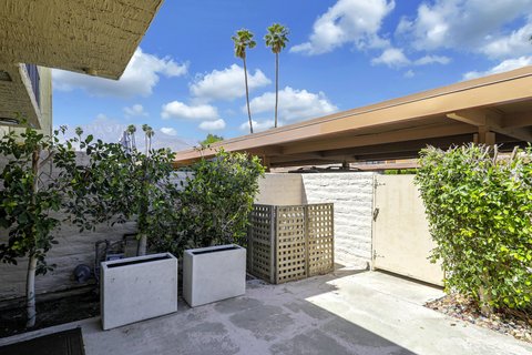 2417 Los Patos Drive, Palm Springs, CA 92264 photo 23