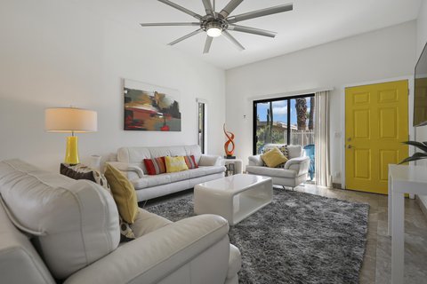 2417 Los Patos Drive, Palm Springs, CA 92264 photo 3