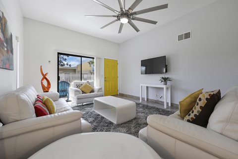 2417 Los Patos Drive, Palm Springs, CA 92264 photo 7