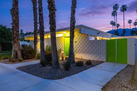 338 Desert Lakes Drive, Palm Springs, CA 92264 photo 2