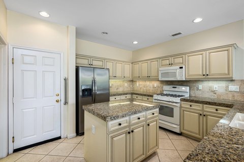 81650 Prism Drive, La Quinta, CA 92253 photo 14