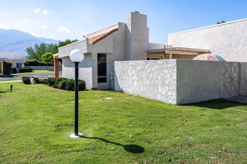 1527 Spyglass Plaza, Palm Springs, CA 92264 photo 12