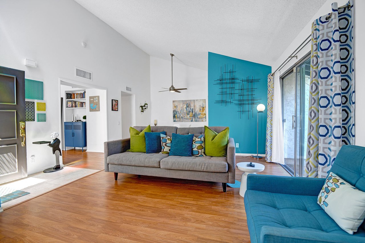 1338 S Camino Real, Palm Springs, CA 92264