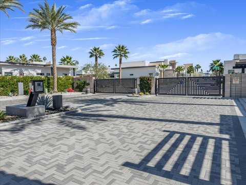 151 Holliday Way, Palm Springs, CA 92262 photo 58