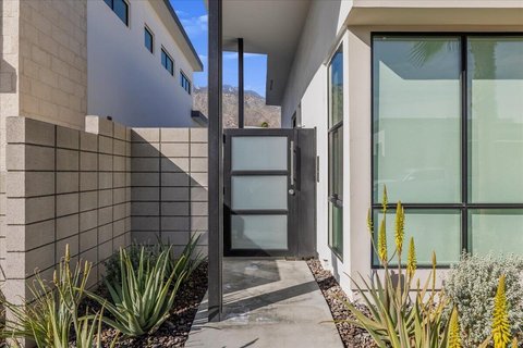 151 Holliday Way, Palm Springs, CA 92262 photo 8