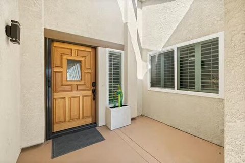 39041 Kilimanjaro Drive, Palm Desert, CA 92211 photo 2