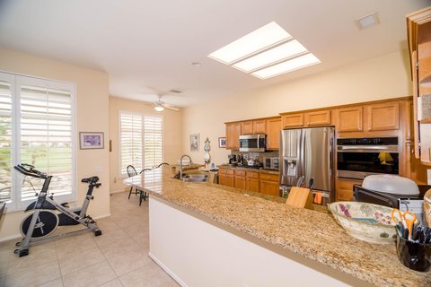 78202 Kensington Avenue, Palm Desert, CA 92211 photo 5