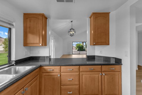 72384 Ridgecrest Lane, Palm Desert, CA 92260 photo 10