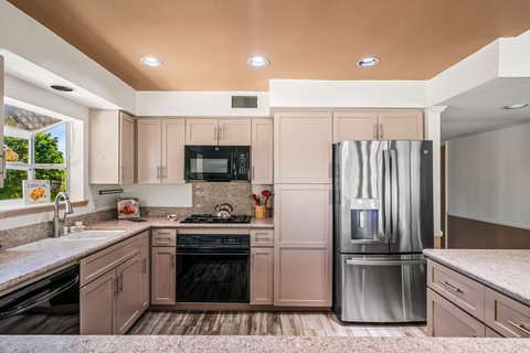 38651 Nyasa Drive, Palm Desert, CA 92211 photo 13