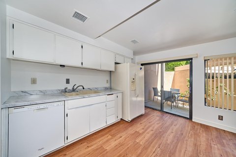414 W Village Square N, Palm Springs, CA 92262 photo 11