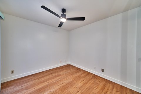 414 W Village Square N, Palm Springs, CA 92262 photo 20