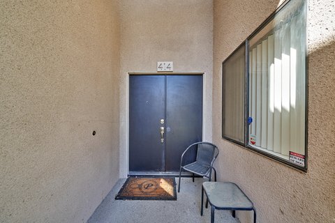 414 W Village Square N, Palm Springs, CA 92262 photo 2