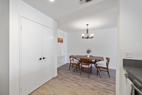 2603 N Whitewater Club Drive, A, Palm Springs, CA 92262 photo 7