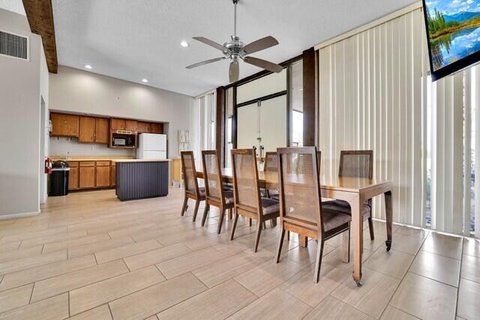 1655 E Palm Canyon Drive, 114, Palm Springs, CA 92264 photo 29