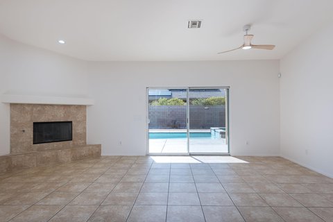 74137 Academy Lane E, Palm Desert, CA 92211 photo 2