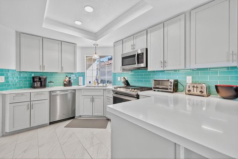 77707 Calle Las Brisas S, Palm Desert, CA 92211 photo 4