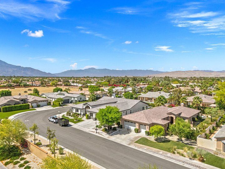 32 Calais Circle, Rancho Mirage, CA 92270