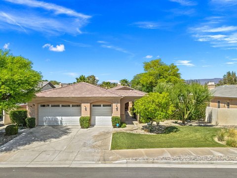 32 Calais Circle, Rancho Mirage, CA 92270 photo 2